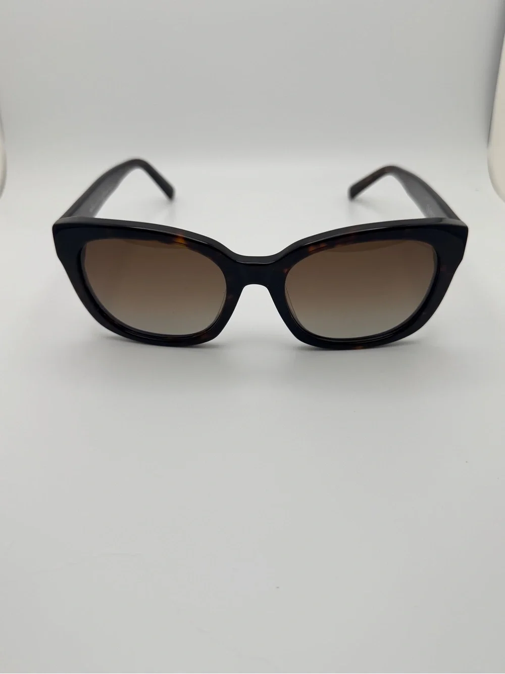 Quince Barcelona Black Tortoise Sunglasses with Brown Gradient Lenses